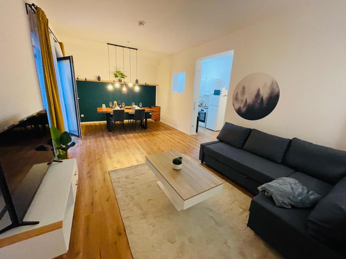Ferienwohnung Modern * Gemuetlich * Nespresso * Terrasse * Netflix Duisburg Exterior foto