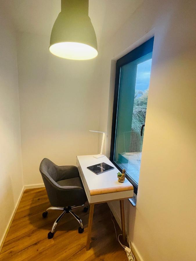 Ferienwohnung Modern * Gemuetlich * Nespresso * Terrasse * Netflix Duisburg Exterior foto
